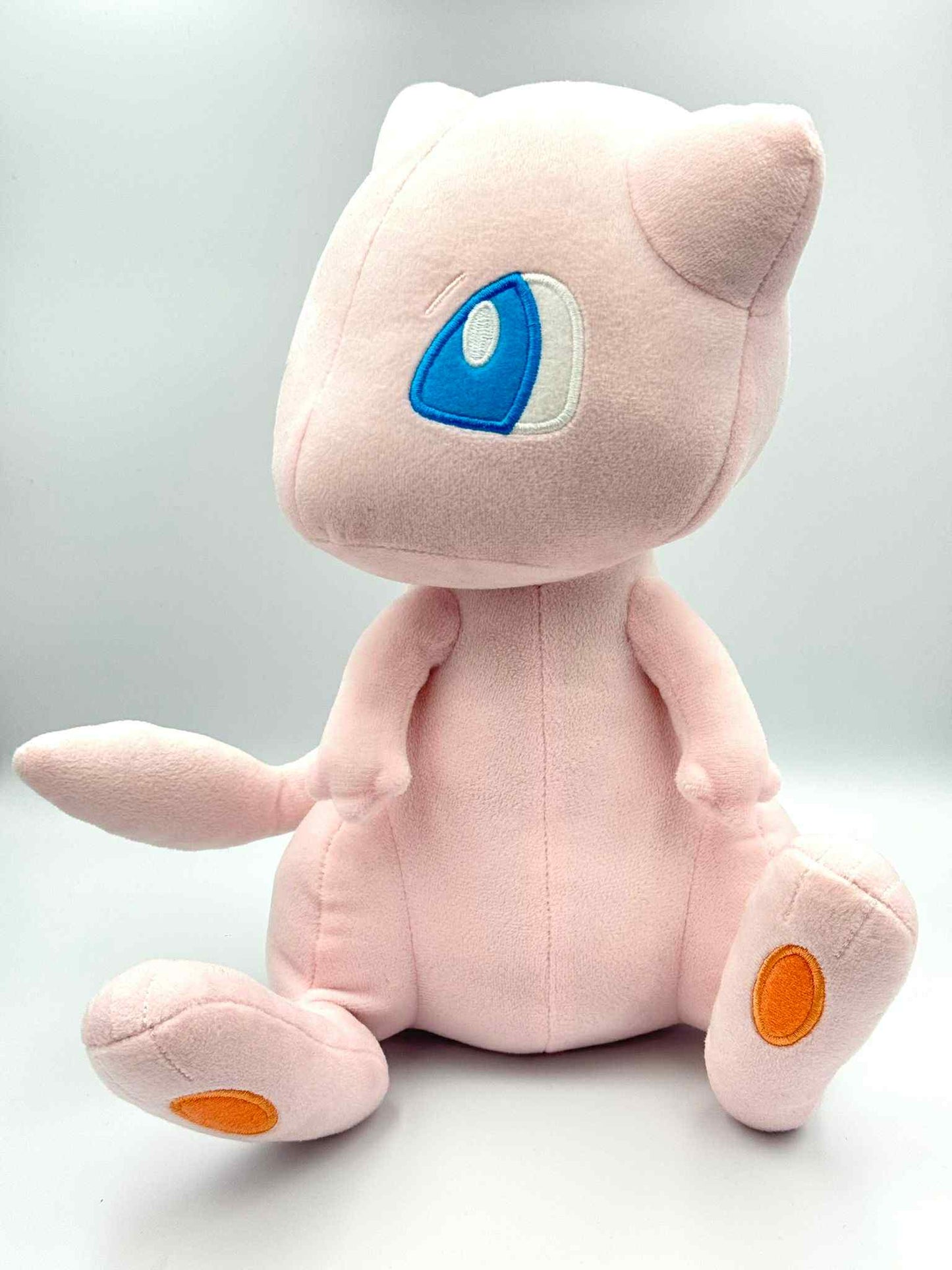 Mew Plush – Pokémon 🇯🇵