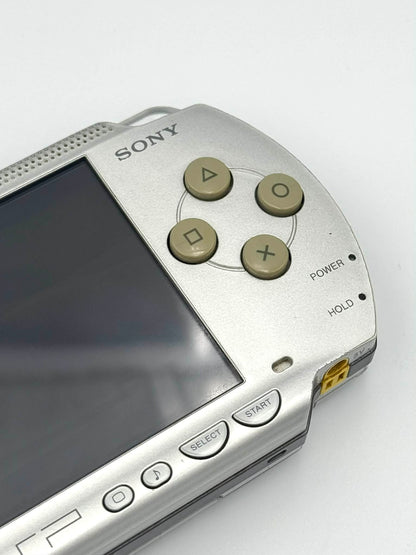 PSP 1000 – Silver