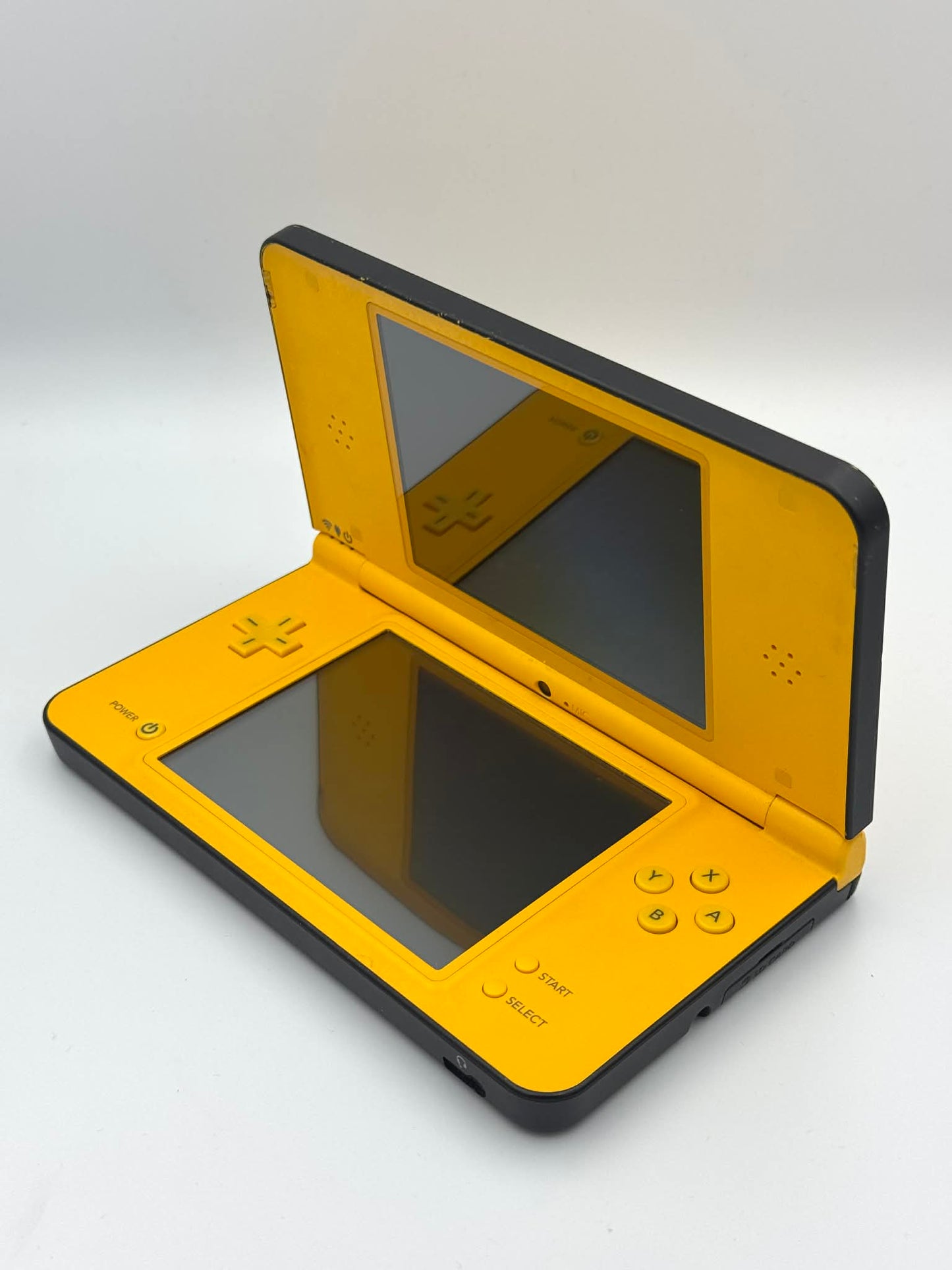 Nintendo DSi LL – Édition Jaune 