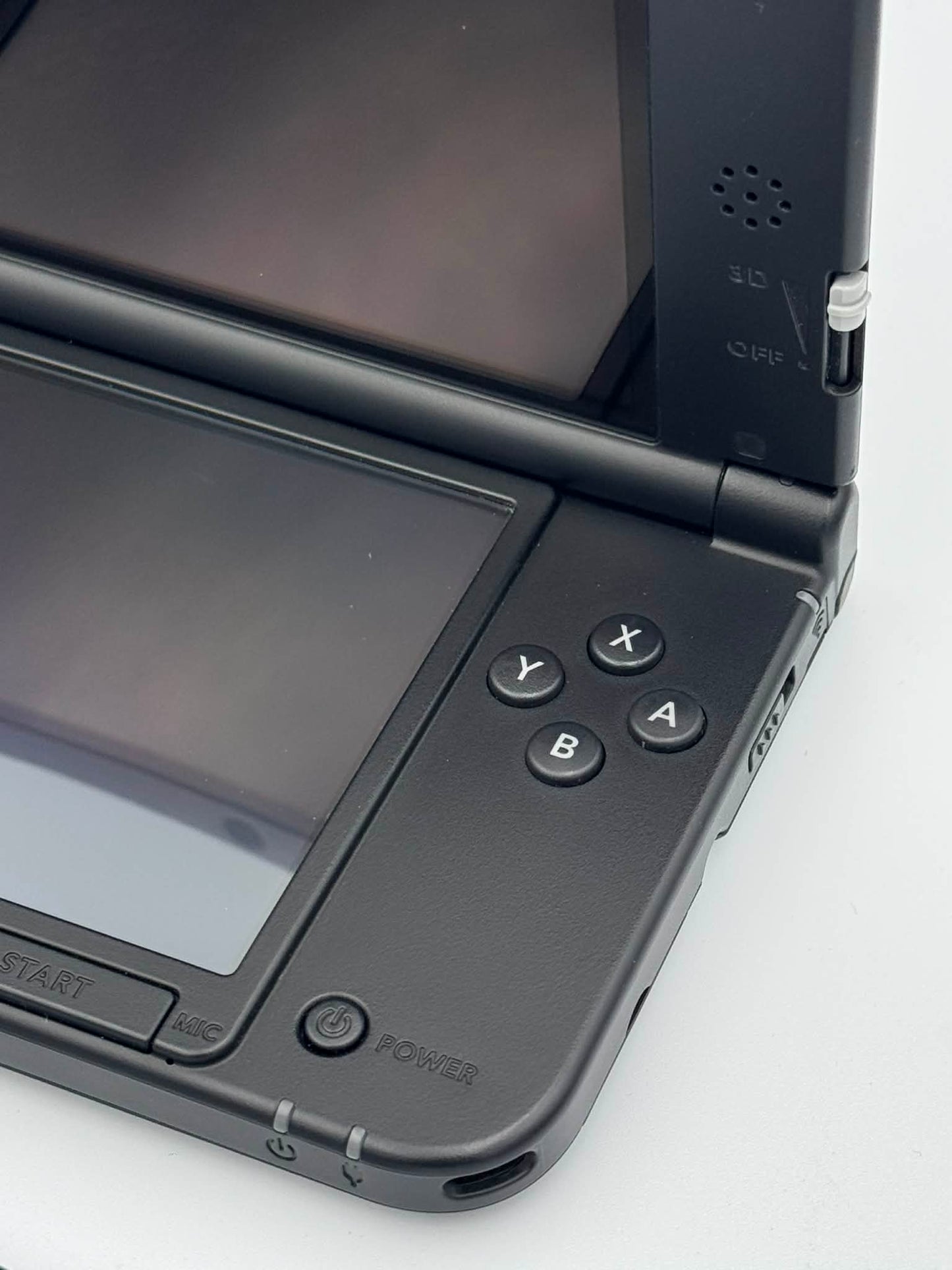 Nintendo 3DS LL – Noire (Boîte complète) 