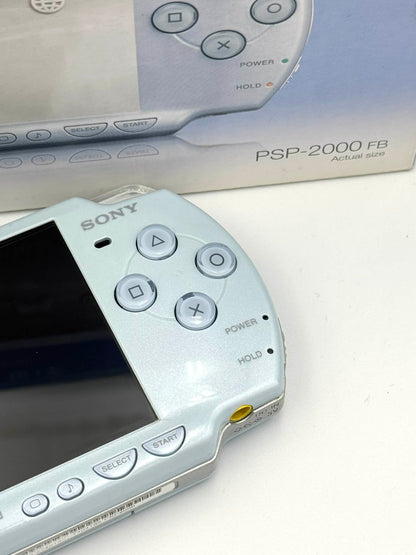 PSP-2000 – Felicia Blue 