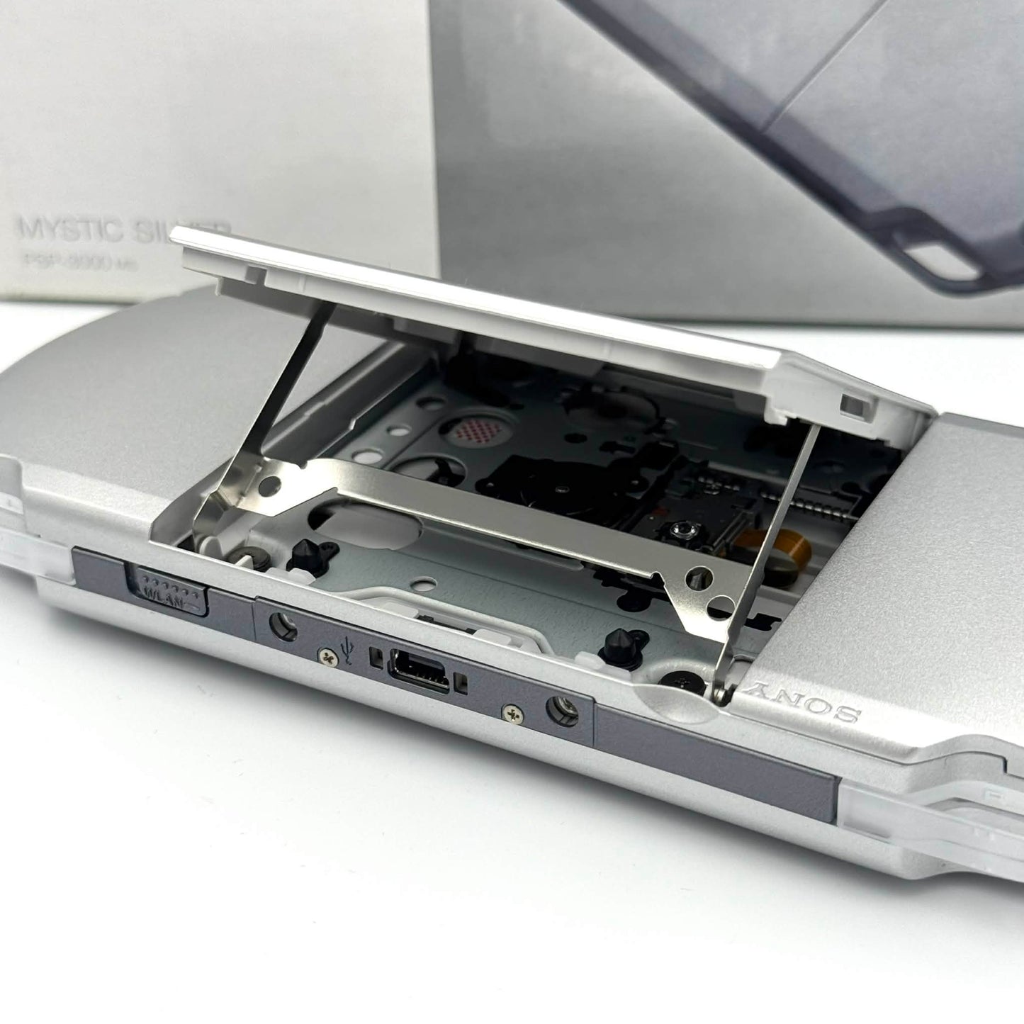 Sony PSP 3000 – ミスティックシルバー 🇯🇵 (バリューパック コンプリート) 