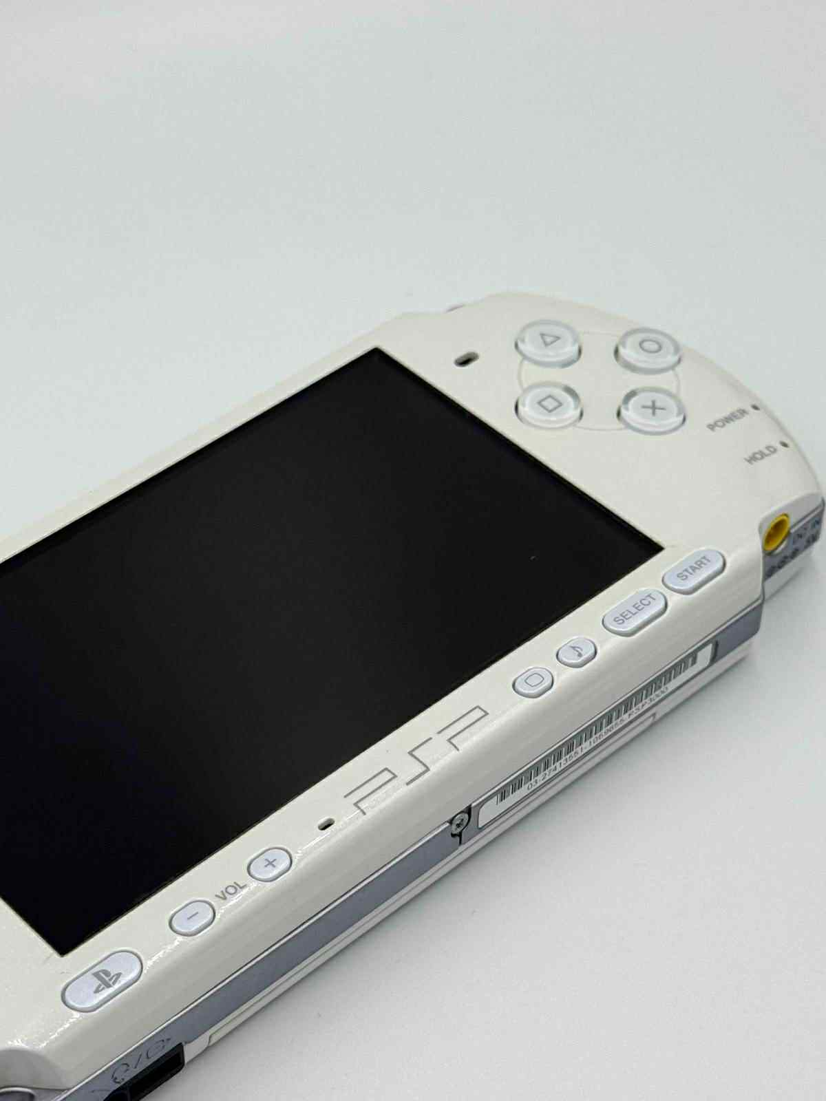 PSP 3000 – パールホワイト 🇯🇵 