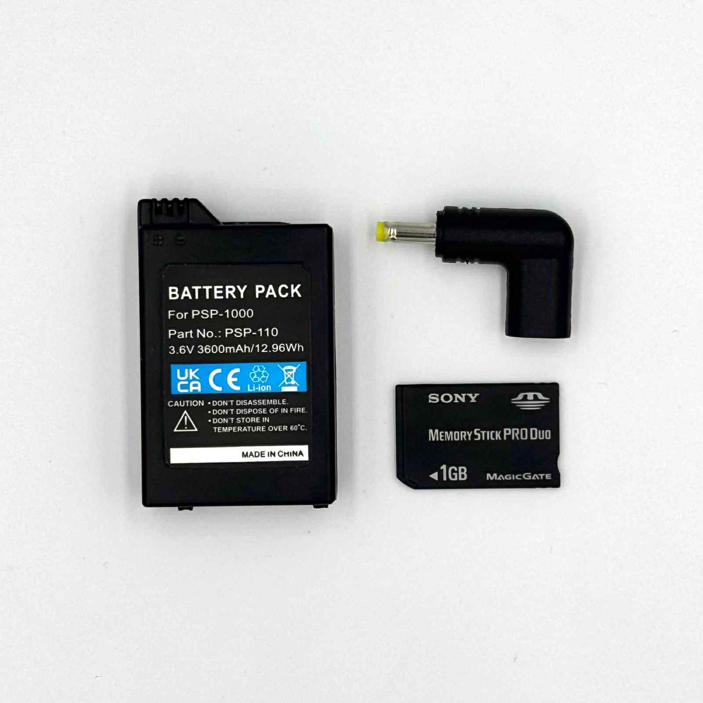 ⭐ PSP スターターパック – 充電器 + バッテリー + メモリースティック⭐ 