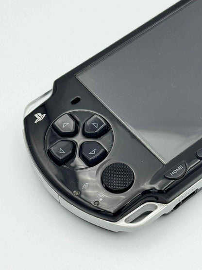 🎮 Sony PSP-2000 – Piano Black