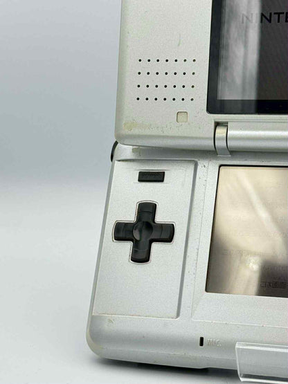 Nintendo DS – Silver