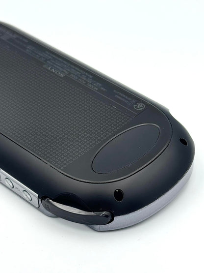 Sony PS Vita 1100 – Noir (modèle 3G + Wi-Fi)