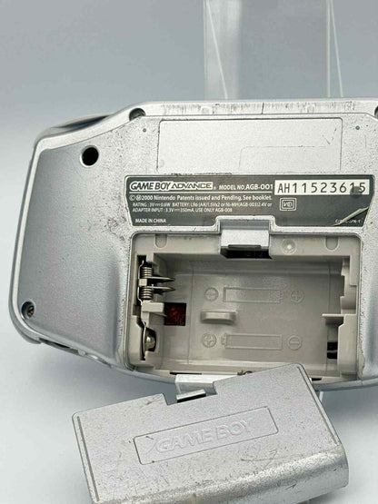 Game Boy Advance – Silver