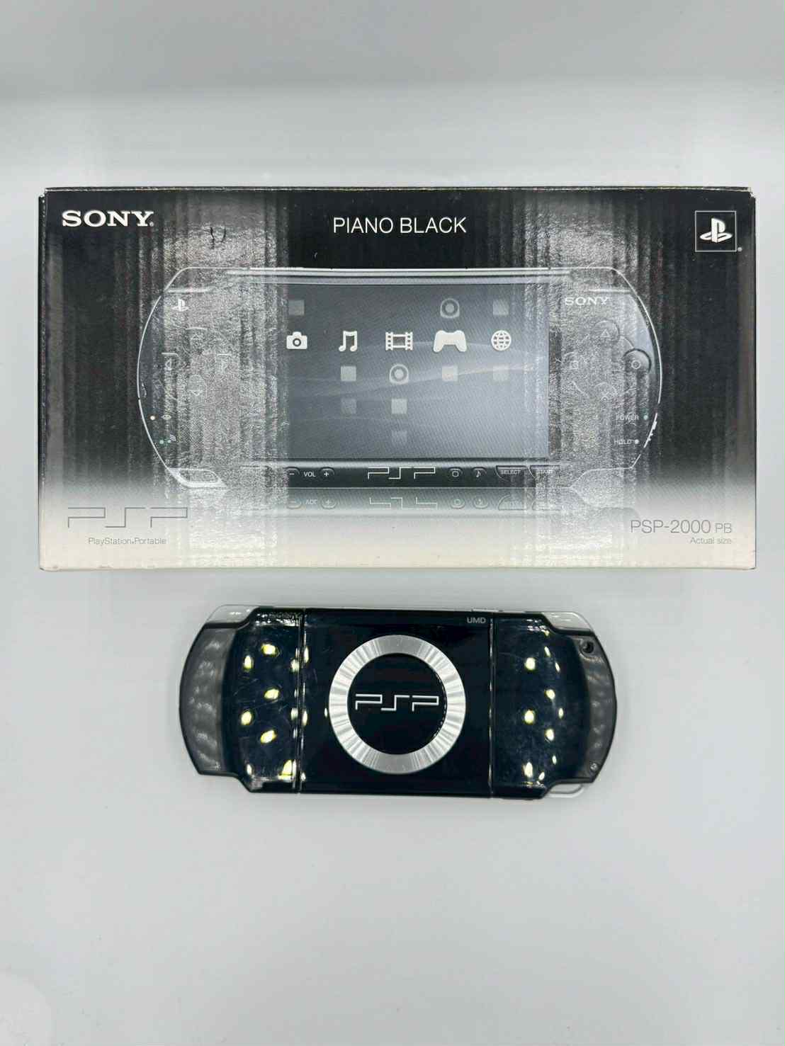 ソニー PSP-2000 – ピアノブラック（元箱付き） 