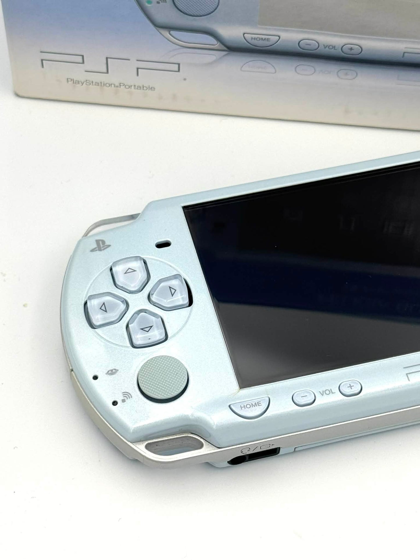 PSP-2000 – Felicia Blue 