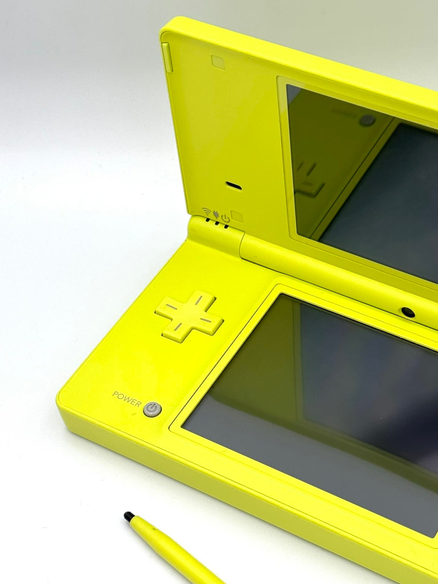 Nintendo DSi – Lime Green