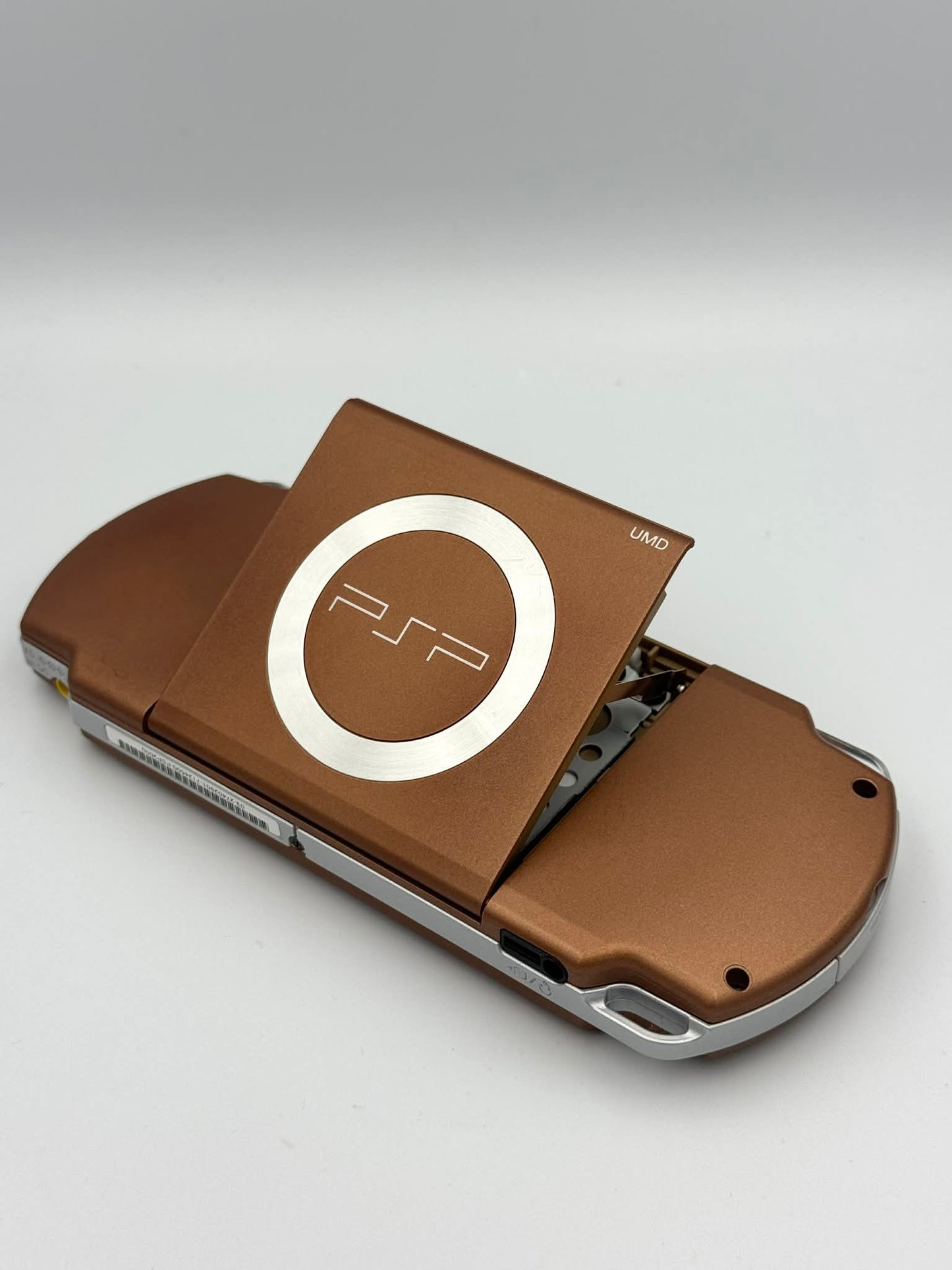 PSP 2000 – ブロンズエディション