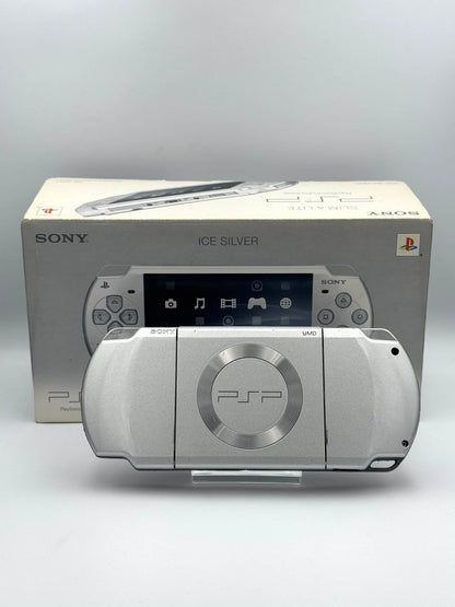 ソニー PSP 2000 – アイスシルバー（箱入り） 
