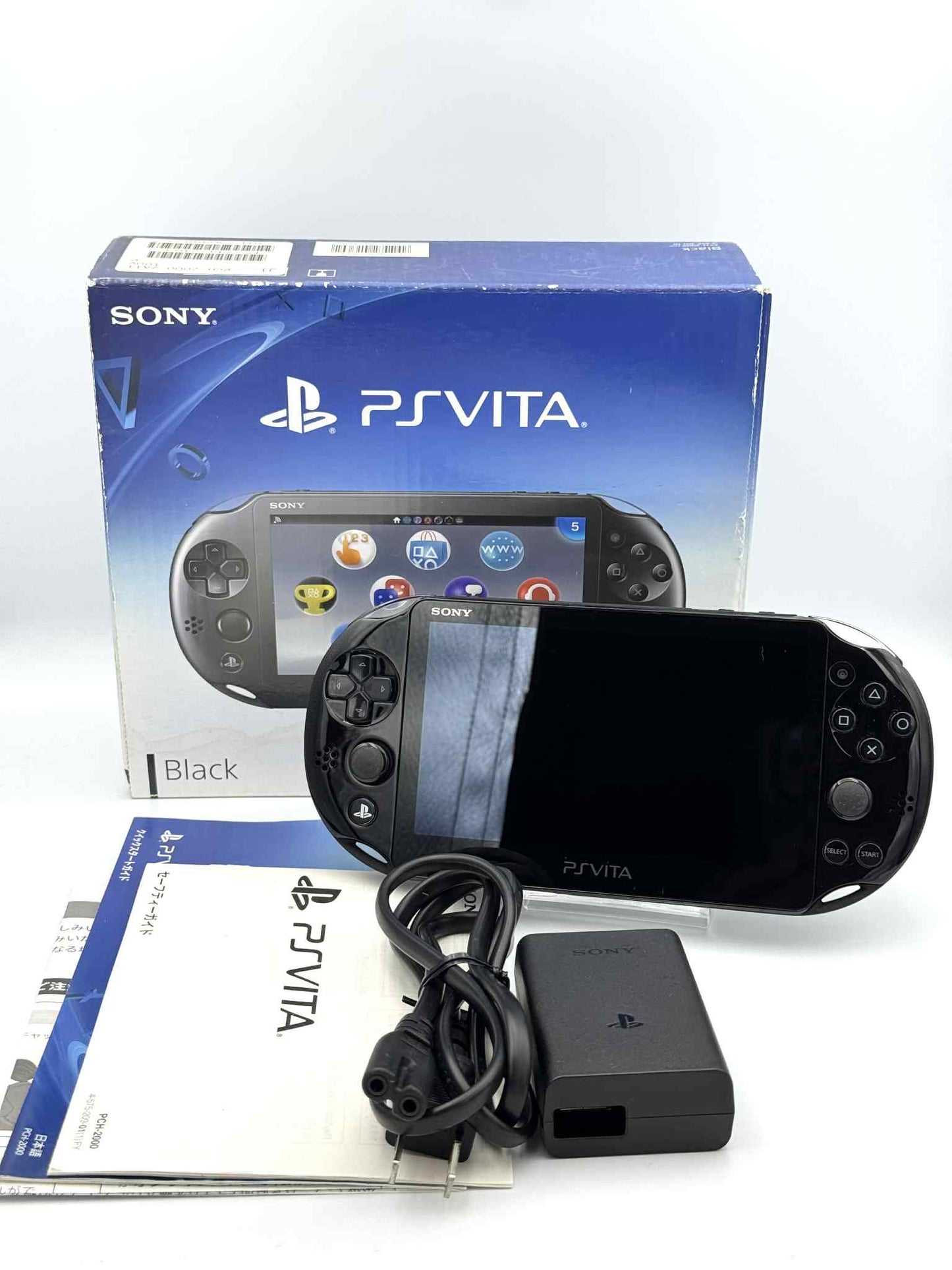 PS Vita 2000 – ブラック 箱入りコンプリート🇯🇵 